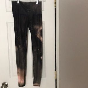 Teeki patterned leggings